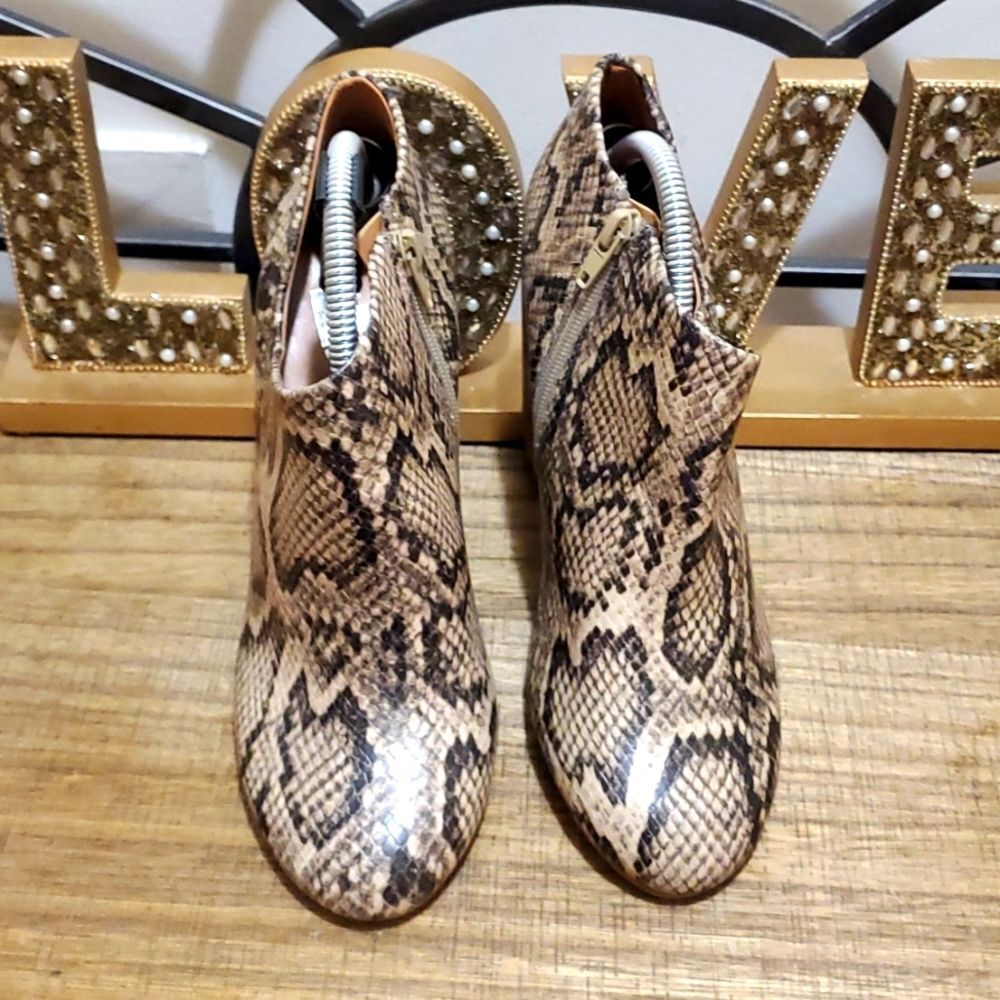 Report Shirley Women's Snake Print Ankle Booties Sz 7 Boho Chic Y2K Festival